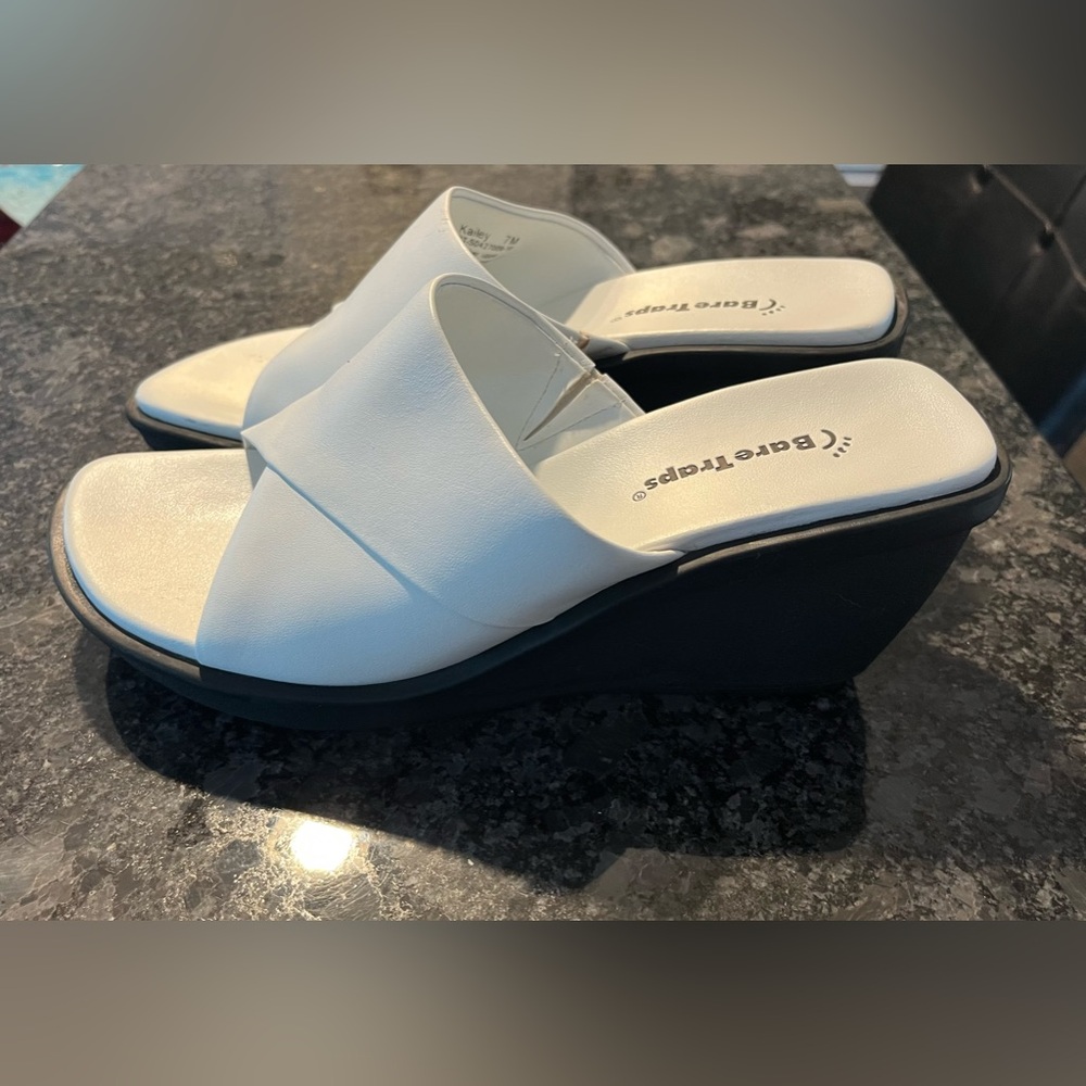 BareTraps White Slide Sandals - Picture 2 of 5